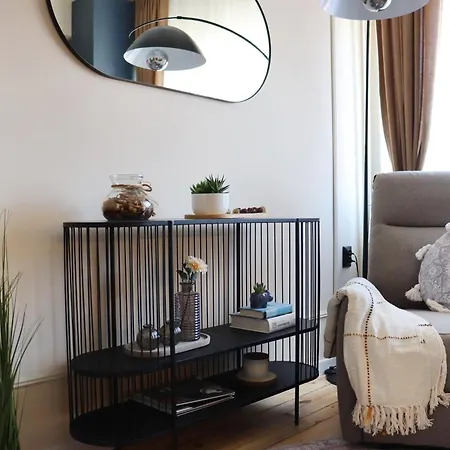 New The Blue Heart Of Center 索菲亞