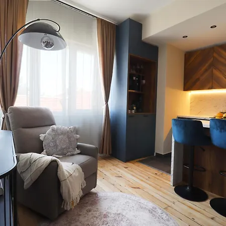 New The Blue Heart Of Center *