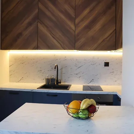 New The Blue Heart Of Center *